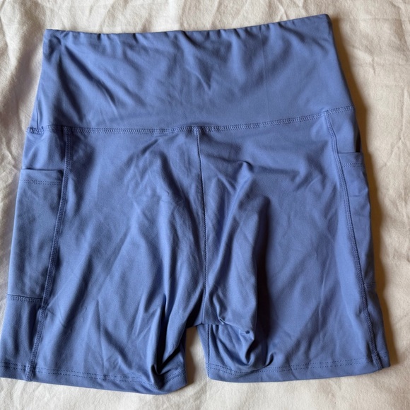 Women's High-Waisted Bike Shorts - Picture 3 of 6